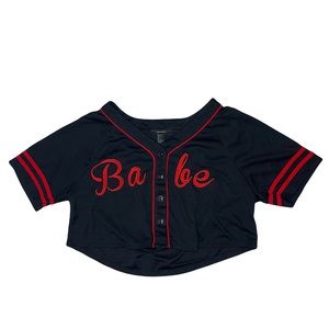 Forever 21 Women’s Cropped “Babe” Jersey Black & Red